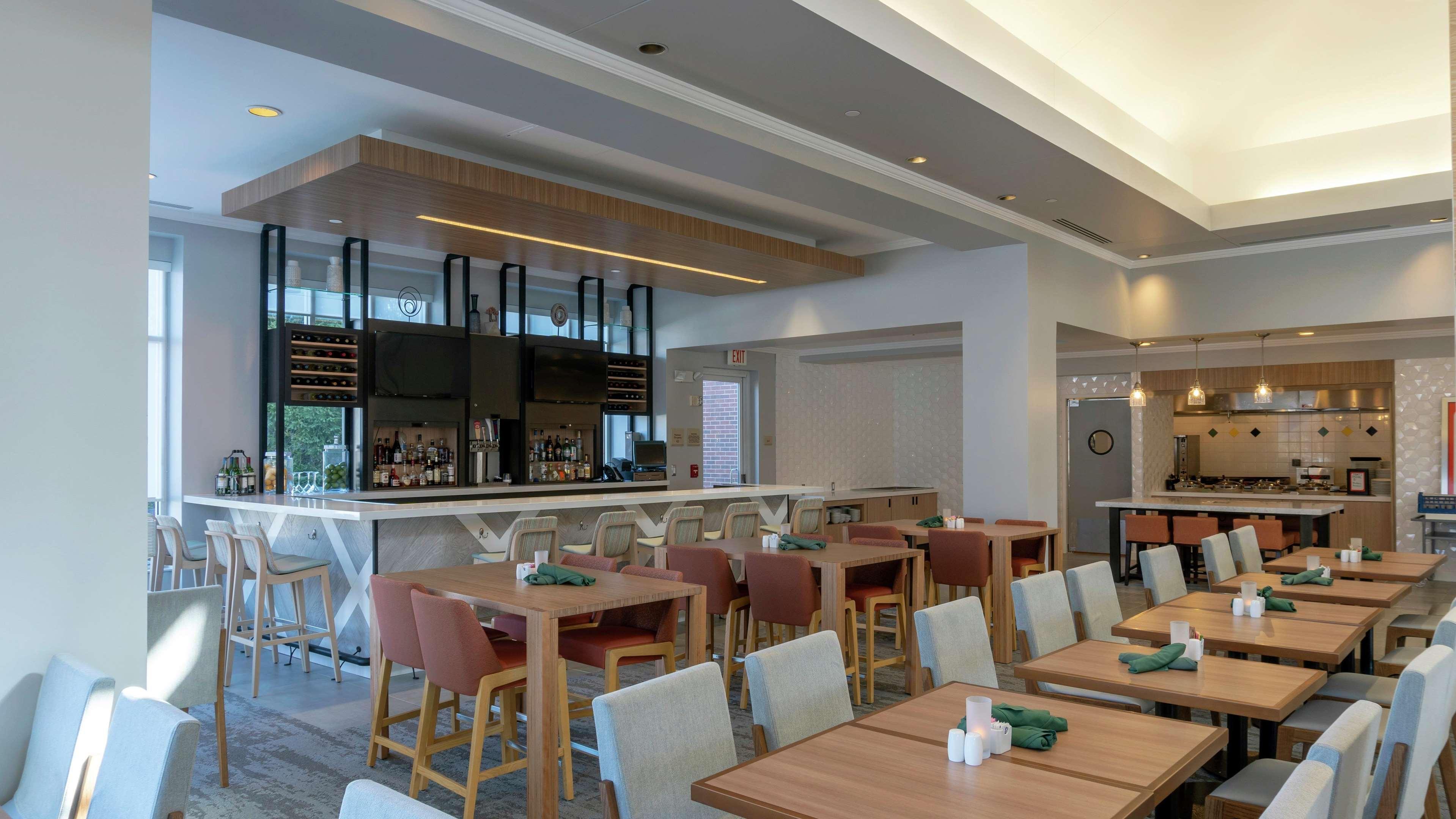 Hilton Garden Inn Plymouth Exterior foto