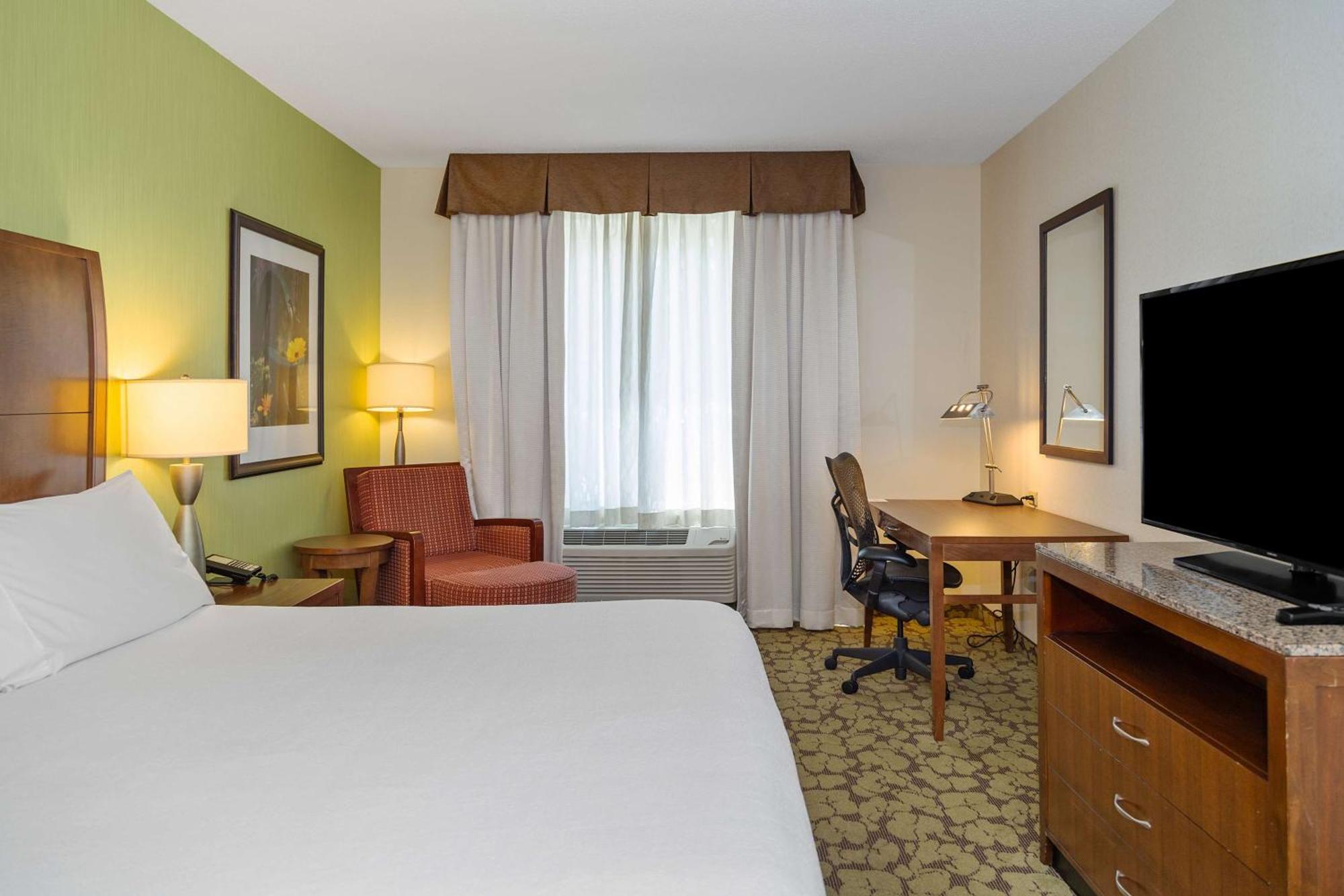 Hilton Garden Inn Plymouth Exterior foto